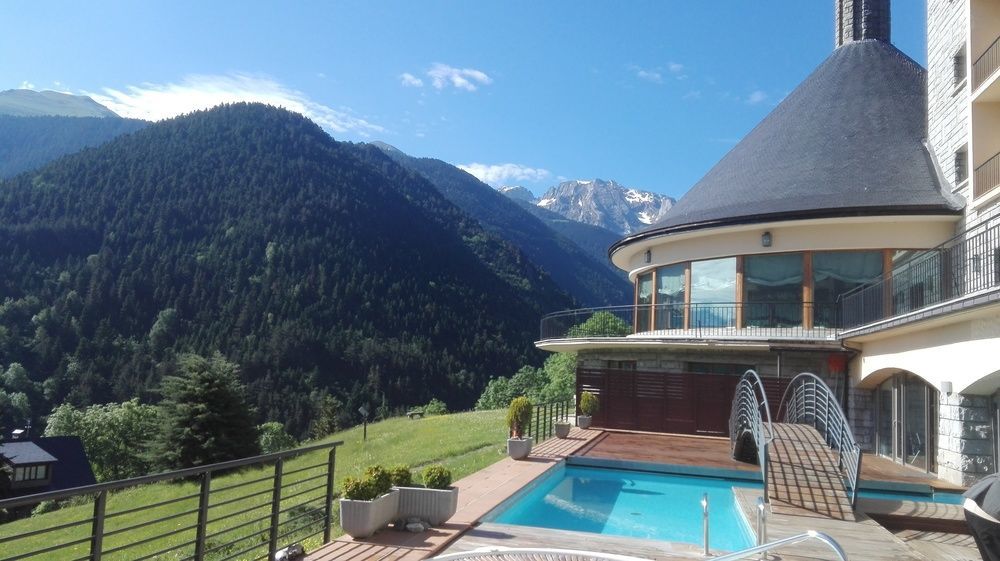 Parador De Vielha Exteriér fotografie